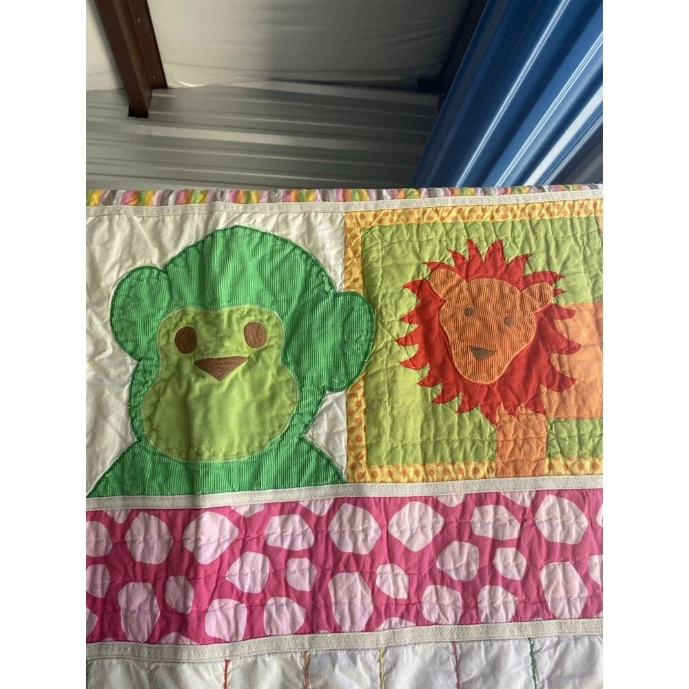 Circo Target Twin Quilt Wild Safari Jungle Animal Patchwork Textured Applique